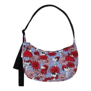 Baggu Medium Nylon Crescent Bag In Floral Snoopy